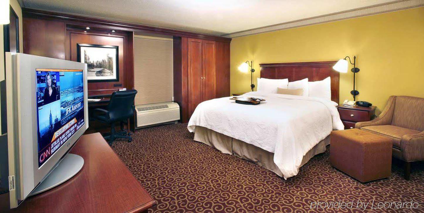 Hampton Inn Boston / Marlborough Exterior photo